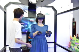 2020-05-22_博士团队参观db多宝视讯汇工厂  共同开辟校企合作新篇章！788.JPG