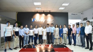 2020-05-22_博士团队参观db多宝视讯汇工厂  共同开辟校企合作新篇章！996.JPG